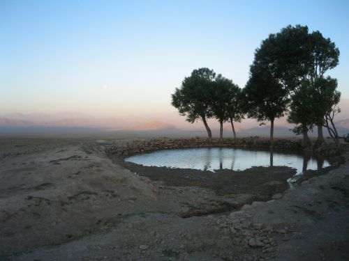 Un point d'eau dans le désert