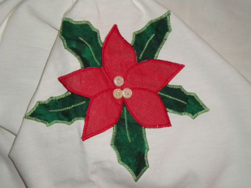 appliqué  ( nappe de noél )