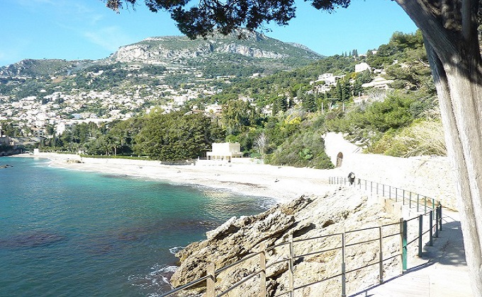 plage-buse-roquebrune-cap-martin-sentier.jpg