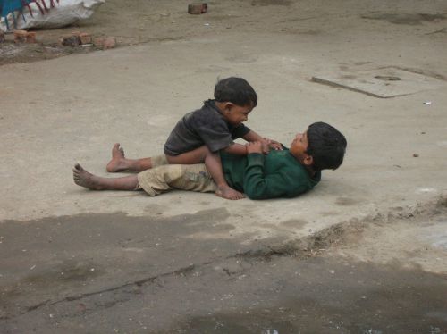 Varanasi - Des enfants qui jouent