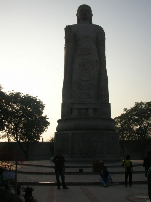 Sarnath - La statue de Bouddha