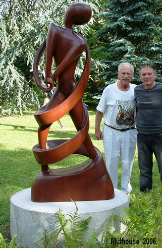 sculpture wals Mulhouse.jpg