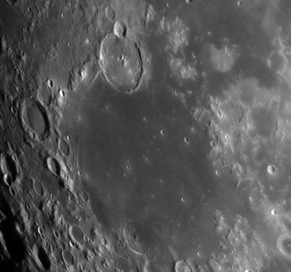 Moon_080417_ZWO ASI120MM_AGain=58_Exposure=1.jpg