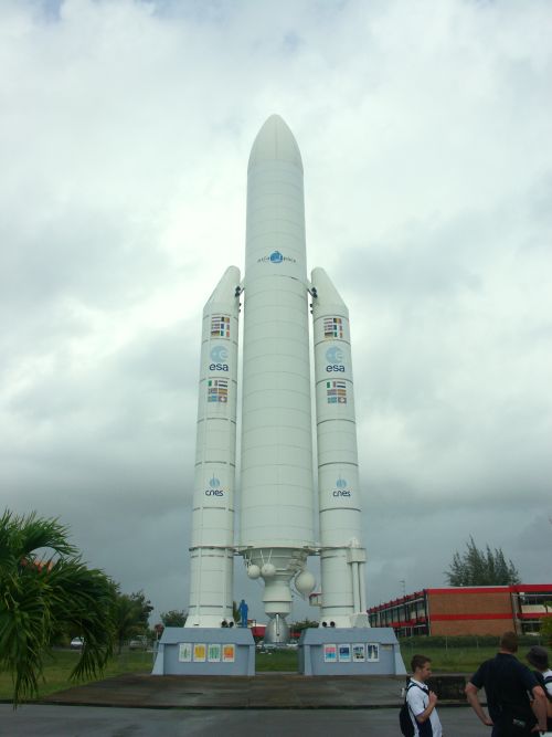 Ariane V   (taille réelle)