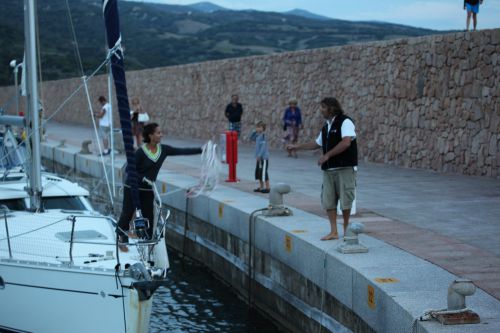 entre familles en bateau...on s'aide