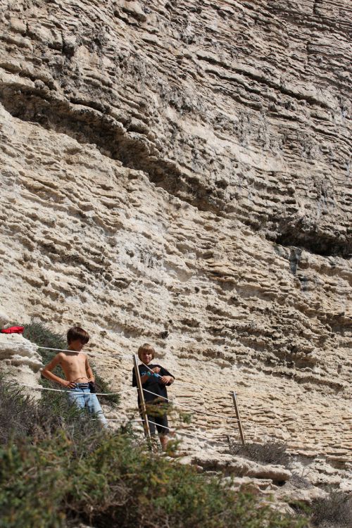 Leçon de géologie pour les loulous...la roche calcaire