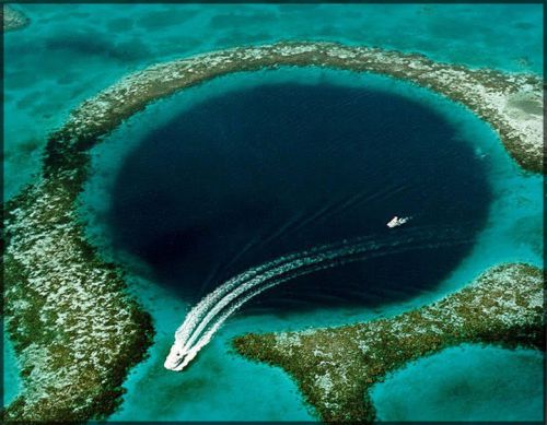 Le « Grand Trou Bleu », Belize