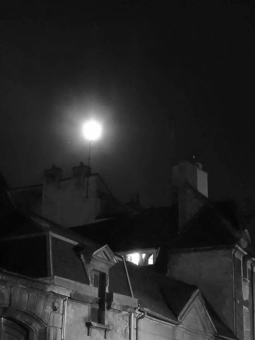 Dijon - Lune captée