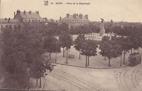 Dijon Place de la République en 1916