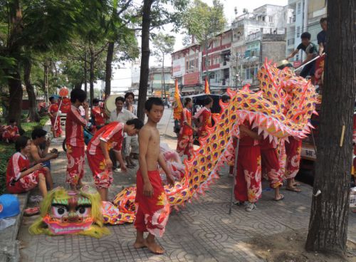 spectacle de rue, Saïgon