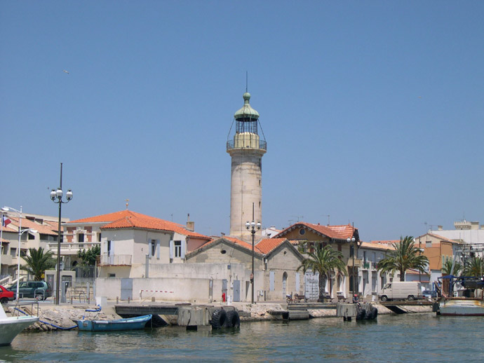 https://static.blog4ever.com/2012/03/678268/30-Phare-Grau_du_roi.JPG