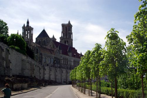 Vue extérieur de la cathédrale et du palais de justice