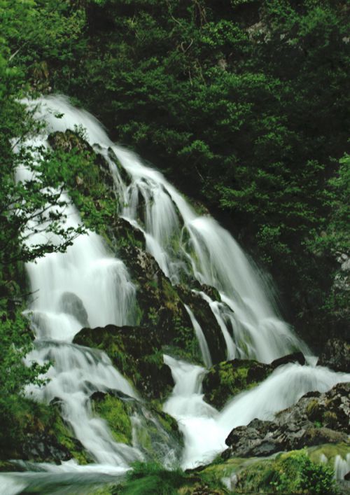 Cascade de Besous (vallée d'Aspe)