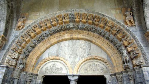 Détails du portail de la cathédrale Ste Marie