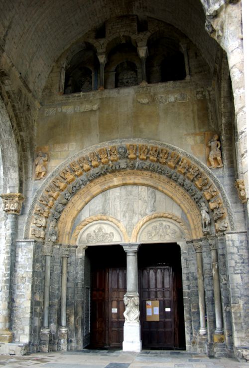 le portail de la cathédrale