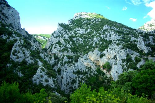 on aperçoit l'hermitage