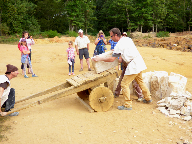 Transport des pierres du château