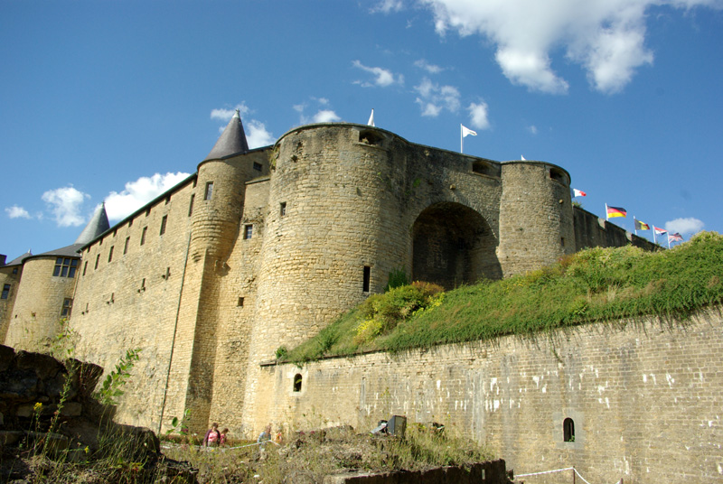 Chateau de Sedan le plus grnd d'Europe