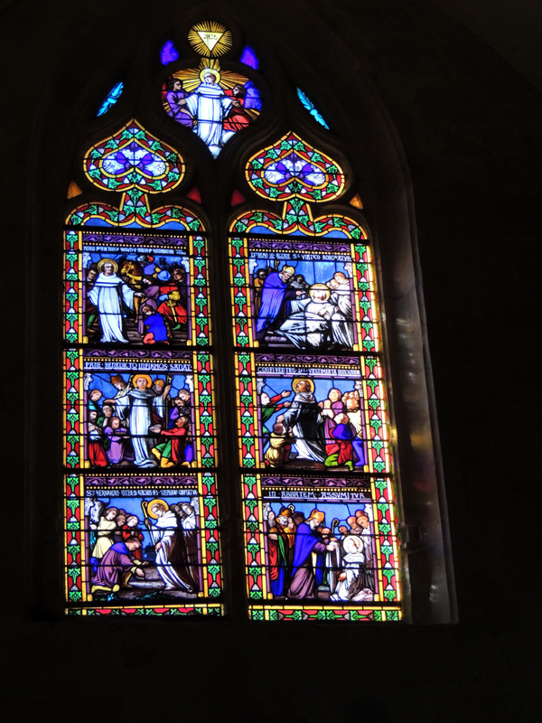 Un des vitraux de la cathédrale du Saint Sacrement de Sarlat