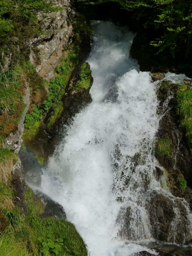 Cascade en montant vers le col du Pourtalet