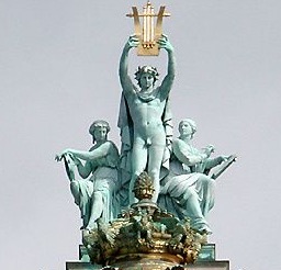 statues opéra