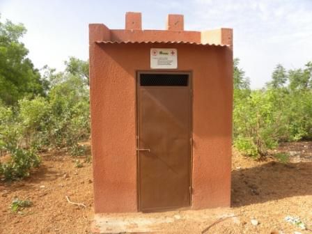 Réalisation de latrines publiques