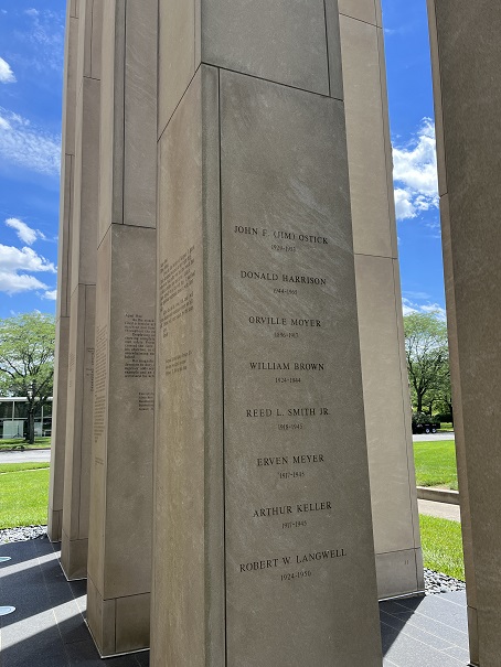 Indiana (36) Columbus Bartholomew County  Veterans Memorial et Courthouse.JPG