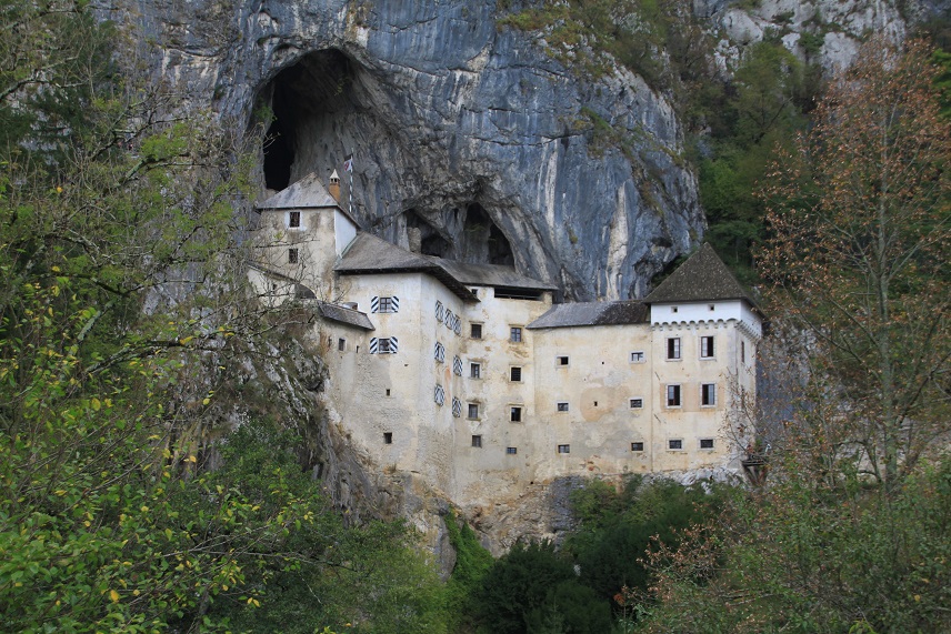 Slovénie Château de Predjama (2).JPG
