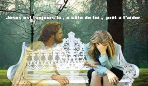 jesus une jeune fille assise sur un banc.jpg