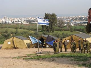 camp militaire en Israël.jpg