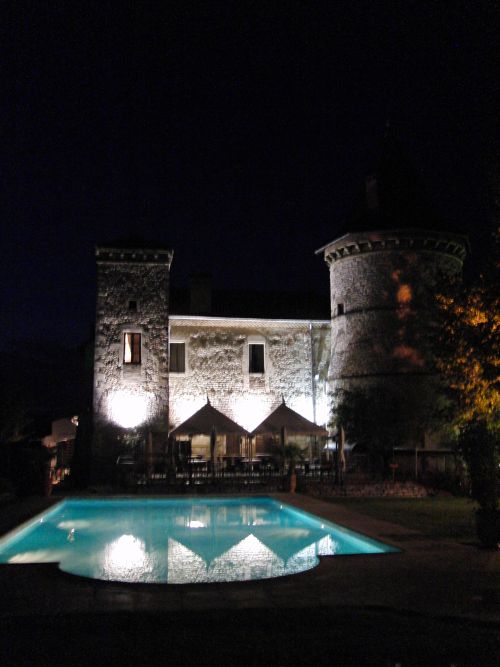 Château du Chapeau  Cornu de nuit.