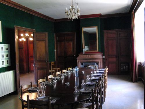 La salle à manger du château de Bonnevaux.
