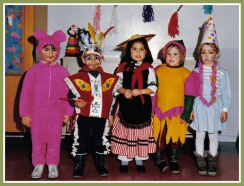 Ecole Les Lavandins carnaval 1985