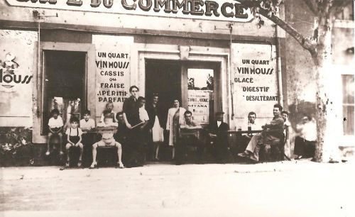 Café du commerce en 1943