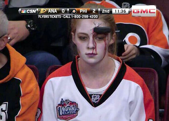 funny-girl-hockey-Halloween-costume.jpg