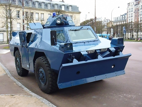 gendarmes03 2.JPG