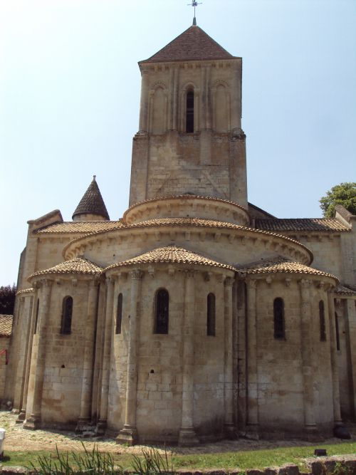 Melle et sa cathédrale classée au patrimoine de l'UNESCO
