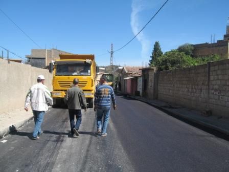 Travaux de bitumage à Lemroudj (septembre 2012)