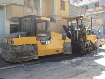 Travaux de bitumage à Lemroudj (septembre 2012)