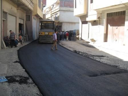 Travaux de bitumage à Lemroudj (septembre 2012)