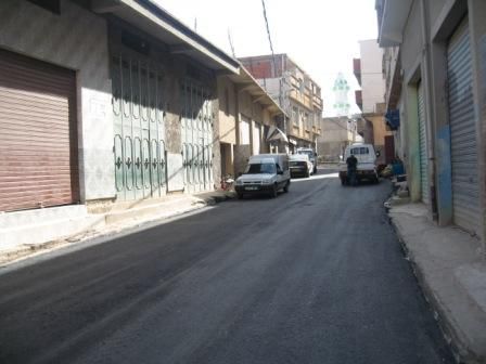 Travaux de bitumage à Lemroudj (septembre 2012)