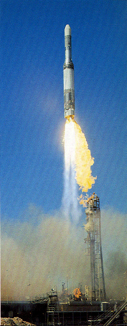 bonne trajectoire du lanceur Europa F7 le 30 novembre 1968