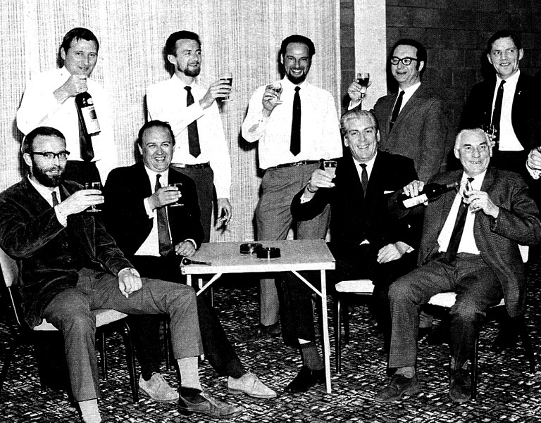 equipe des  seniors de Hawker siddeley dynamics lors du tir F9 d'Europa