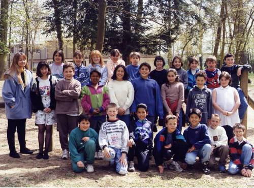 Quetigny - Ecole des Cèdres 1994.jpg