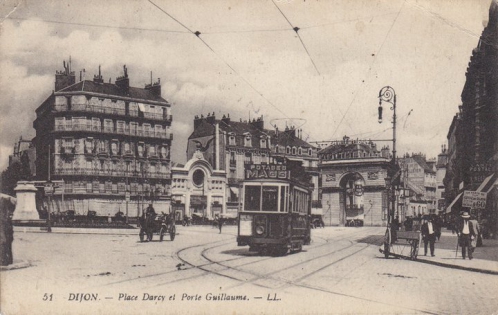 Dijon - Place Darcy - Début XXème siècle.jpg