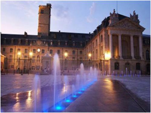 Dijon Hôtel de ville 04.jpg