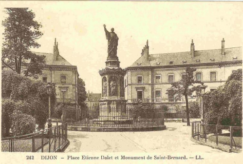 Dijon Place Saint-Bernard.jpg