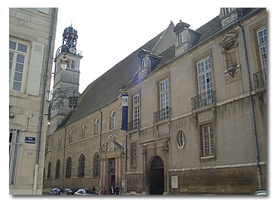 Collège Jesuite des Godrans Dijon.jpg