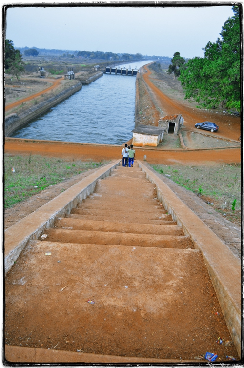 Small DSC_1137 canal.jpg