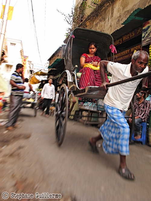 Small 05 IMG_6577 Rickshaw wallah.jpg